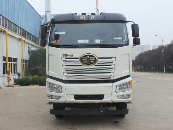 凌宇解放混動攪拌車的特點(diǎn)有哪些？