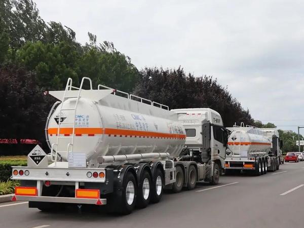 貴州新客戶一次性下單10臺(tái)車(chē)，凌宇液罐在業(yè)內(nèi)是真香……