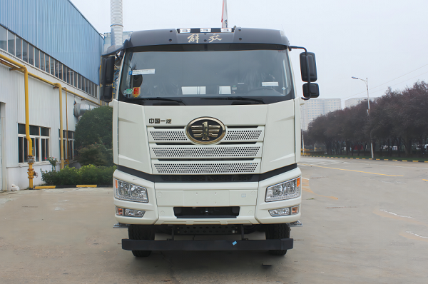 混動(dòng)攪拌車強(qiáng)勁優(yōu)勢詳解！攪拌車主新選擇！