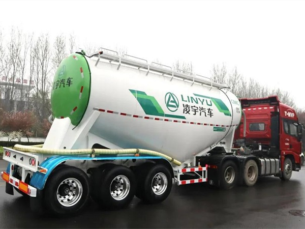 選粉罐車認(rèn)準(zhǔn)“小白罐”，理由超簡單
